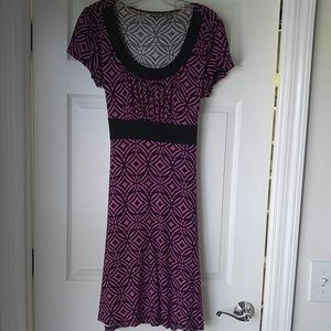 Short sleeve knit dress